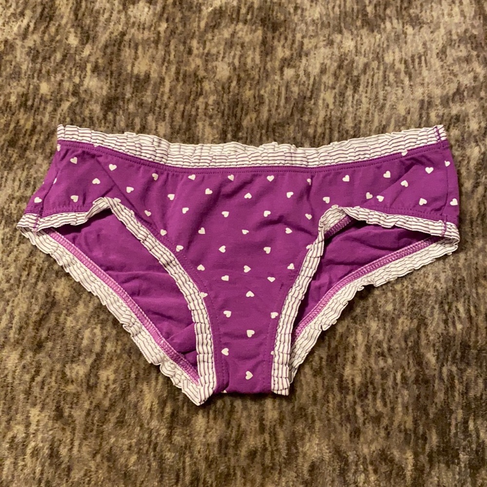 💜Vintage Victoria’s Secret‎ Heart Panty💜